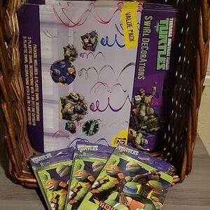 TMNT Swirl Decorations/Invitations Value Pack